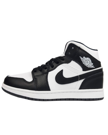 Sneakers Jordan 1 Retro High Black White Winter С МЕХОМ (2350277)