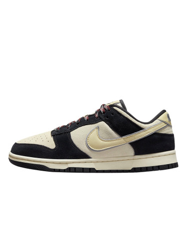 Кросівки Nike Dunk Low LX Black Suede Team Gold DV3054-001 (57287)